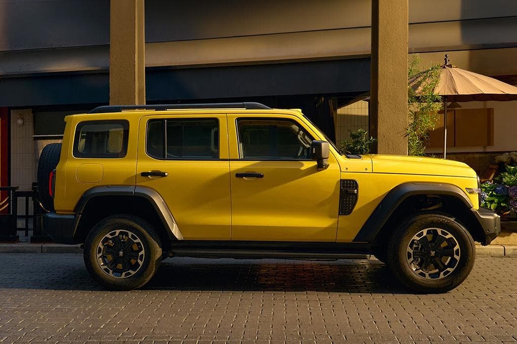 GWM Tank 300 facelift side profile