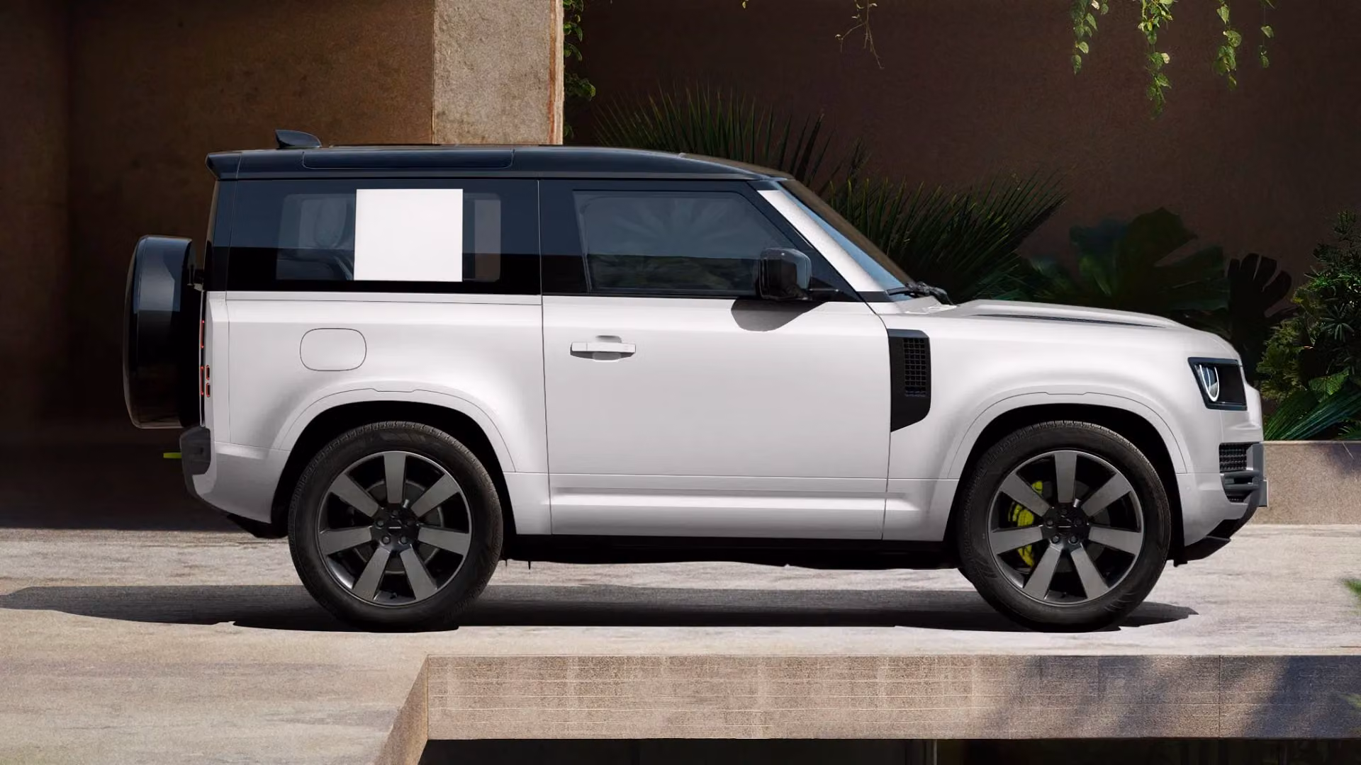 2027 Land Rover Defender Vertex trim