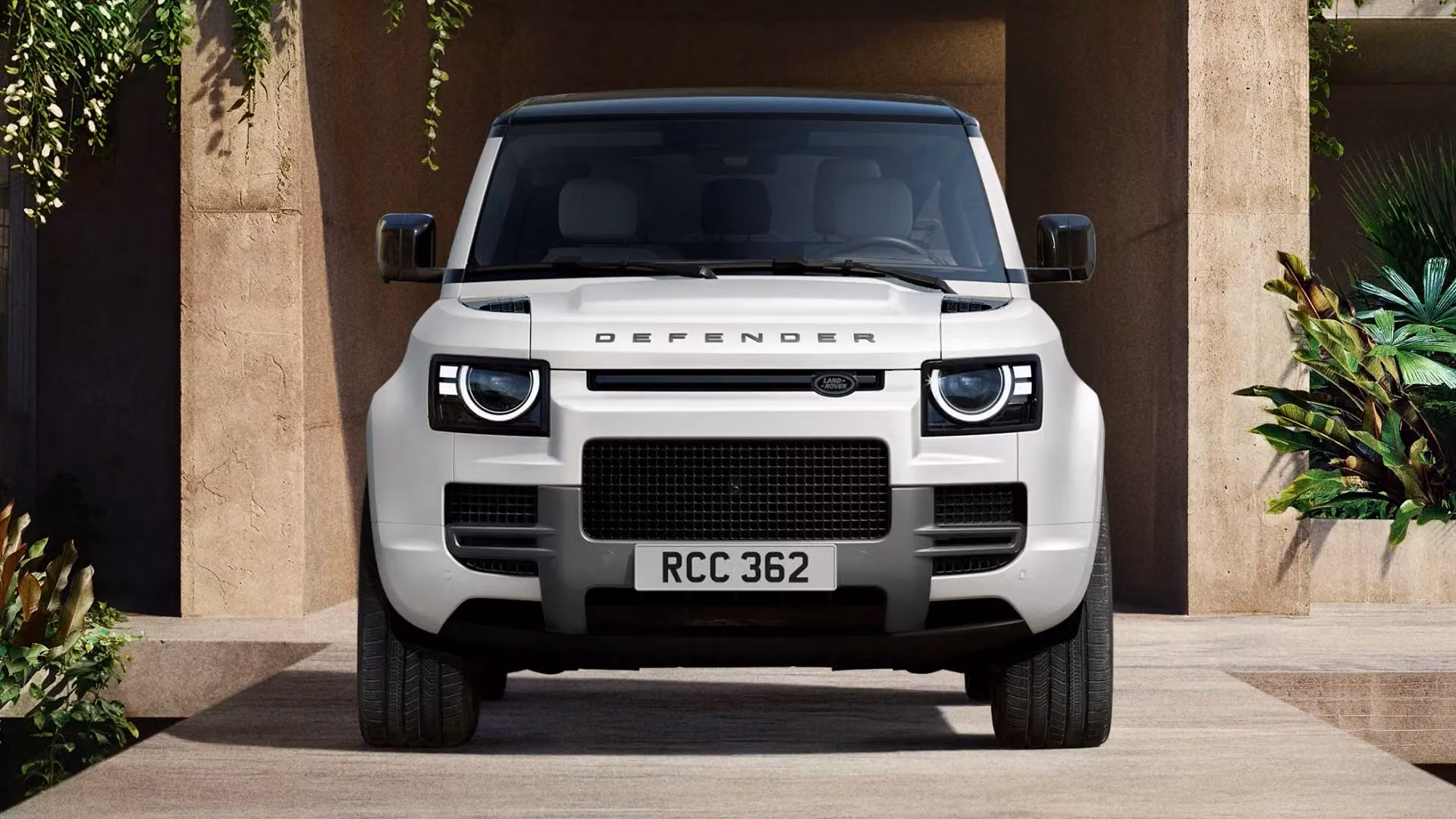 2027 Land Rover Defender Octa performance SUV